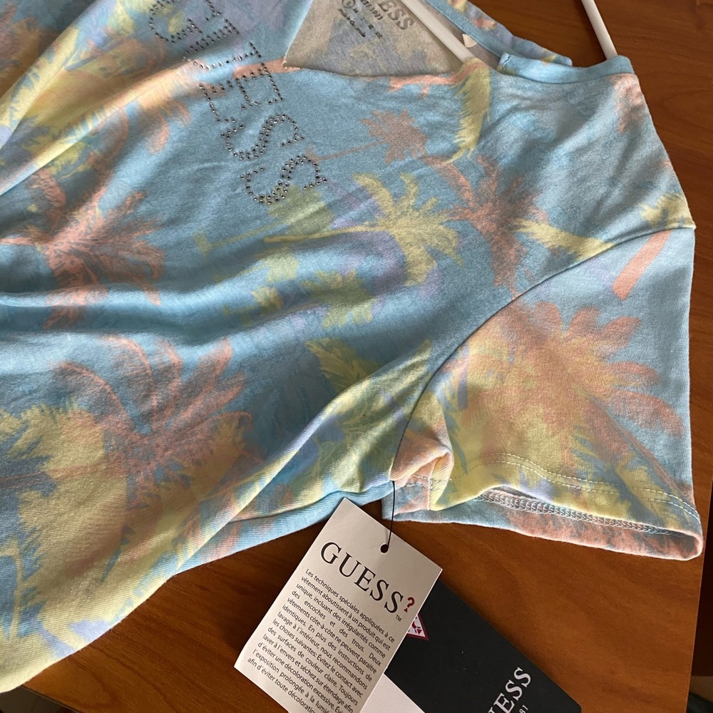Guess Shirt - Picture 7 of 8